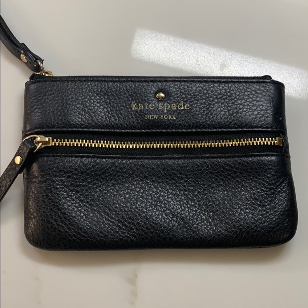 Kate spade black and gold authentic wristlet purse